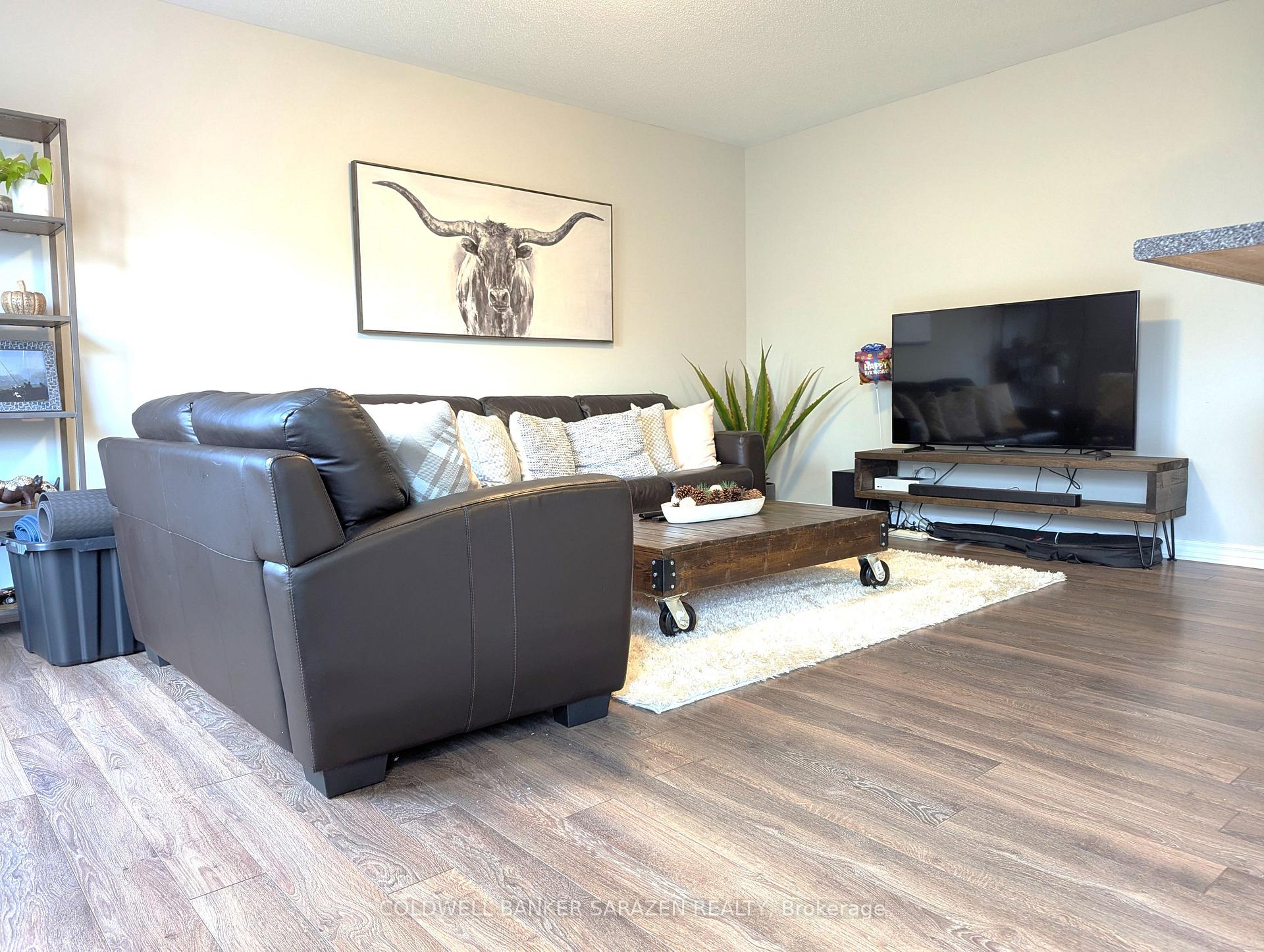 Photo 4 of 146 Harmattan Avenue, Ottawa, Stittsville (North) — HOMEH