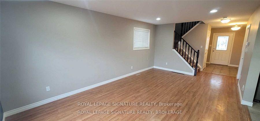 Photo 6 of 6 Fenwick Court, St. Thomas — HOMEH
