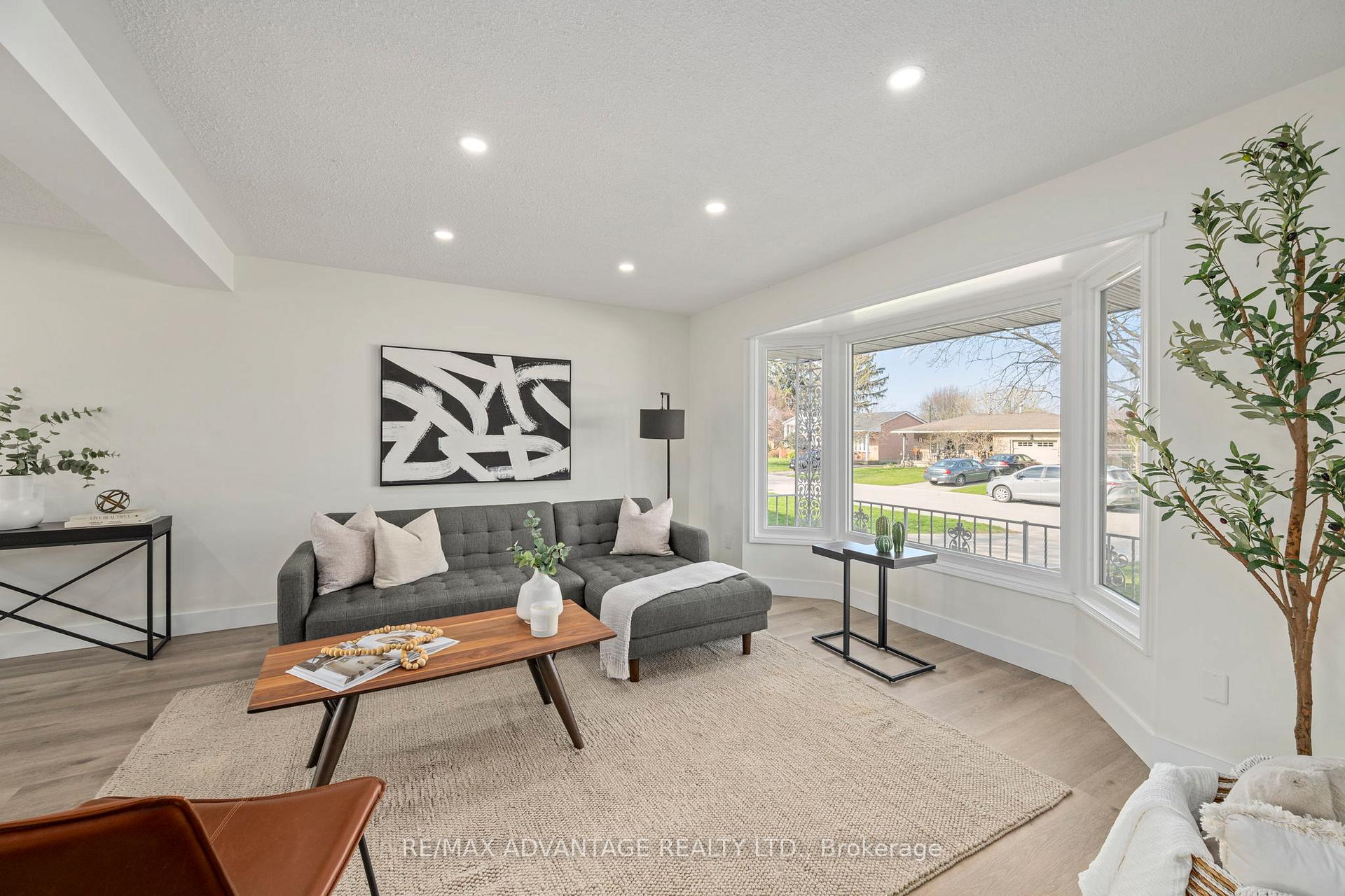 Photo 6 of 26 Luton Crescent, St. Thomas — HOMEH