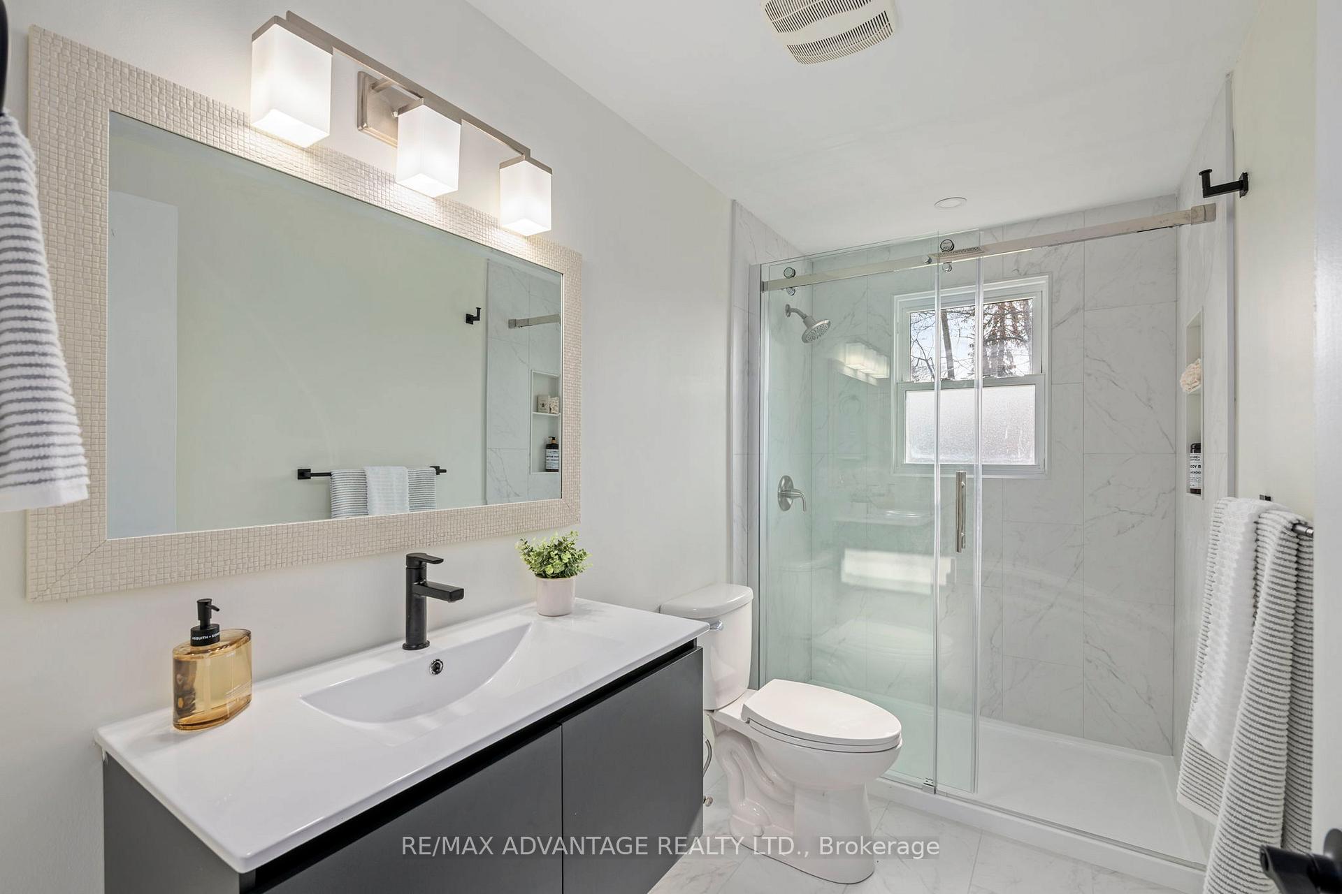 Photo 17 of 26 Luton Crescent, St. Thomas — HOMEH