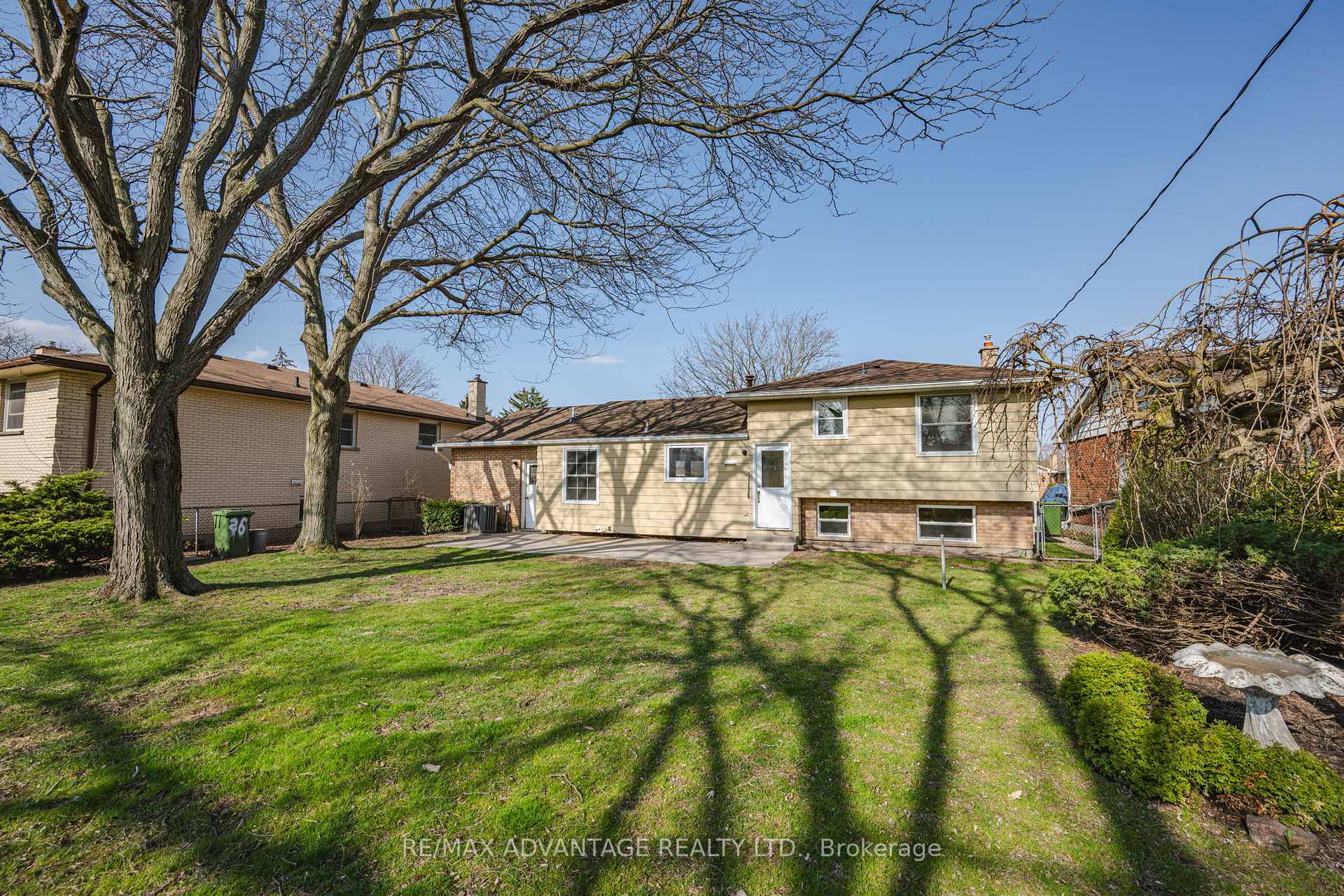 Photo 27 of 26 Luton Crescent, St. Thomas — HOMEH