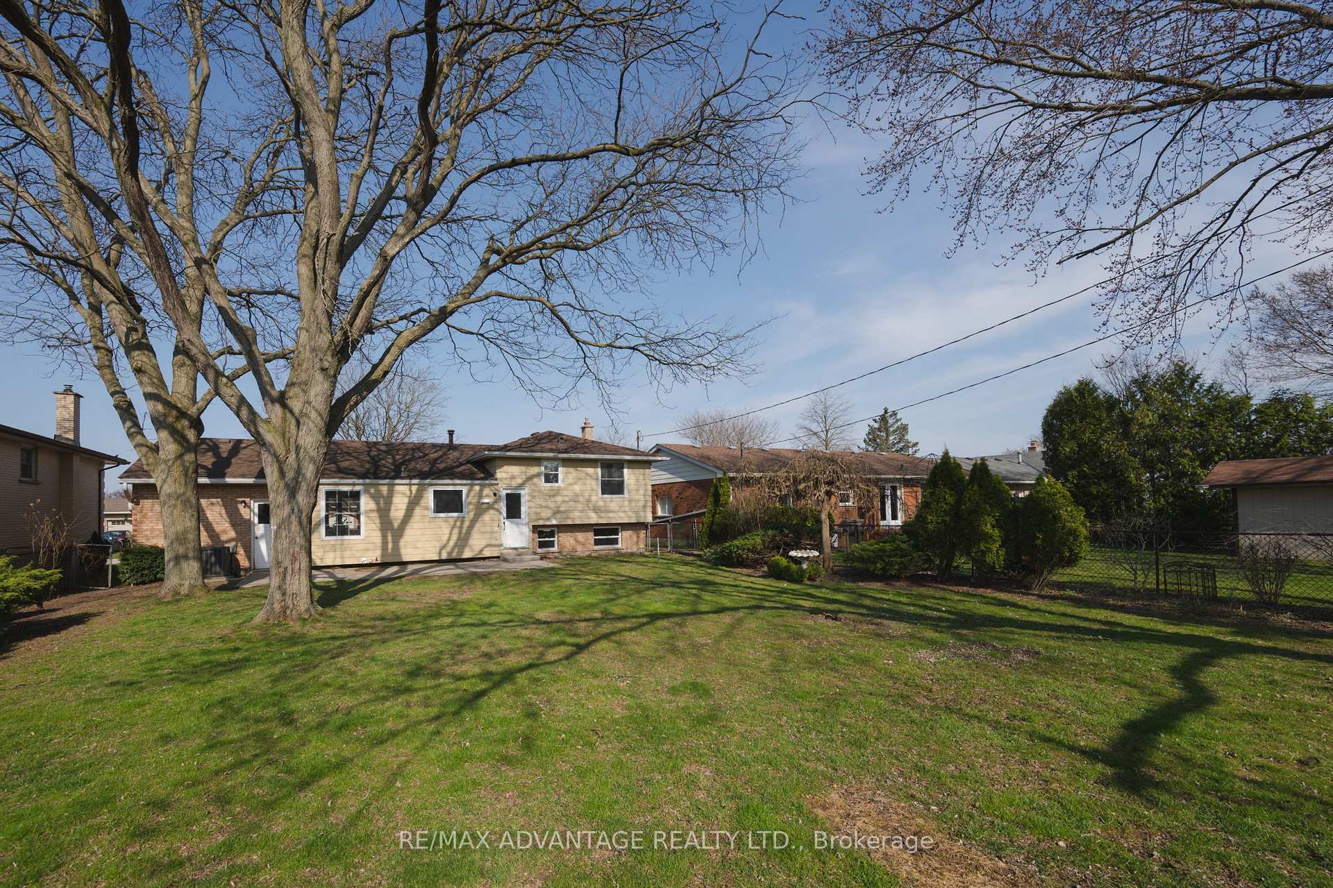 Photo 28 of 26 Luton Crescent, St. Thomas — HOMEH