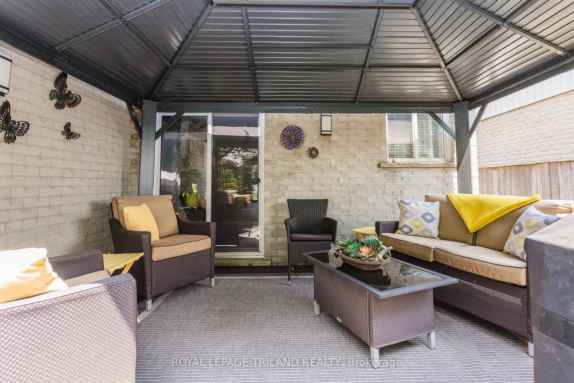 Photo 35 of 53 Augusta Crescent, St. Thomas — HOMEH