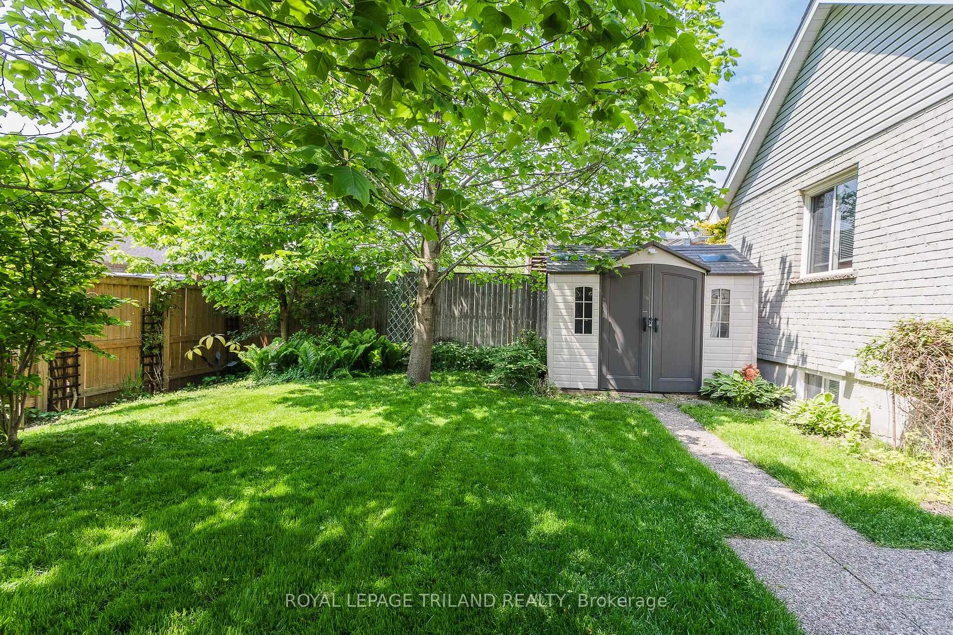 Photo 39 of 53 Augusta Crescent, St. Thomas — HOMEH