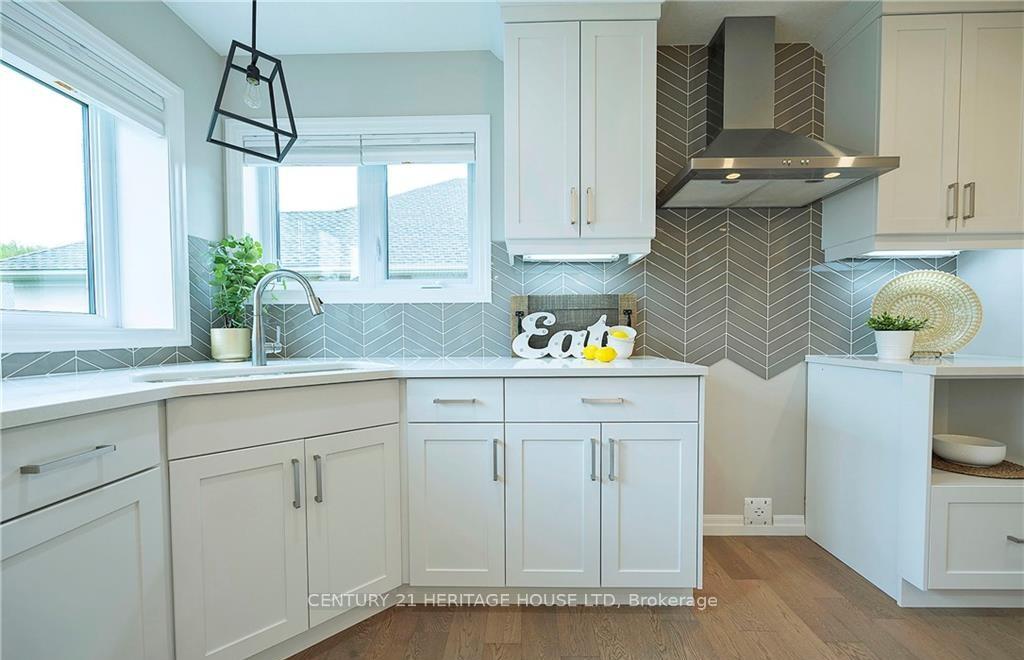 Photo 17 of 22 Foxtail Lane, St. Thomas — HOMEH