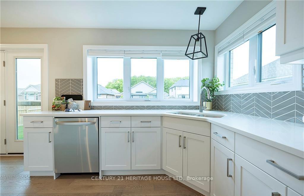 Photo 21 of 22 Foxtail Lane, St. Thomas — HOMEH