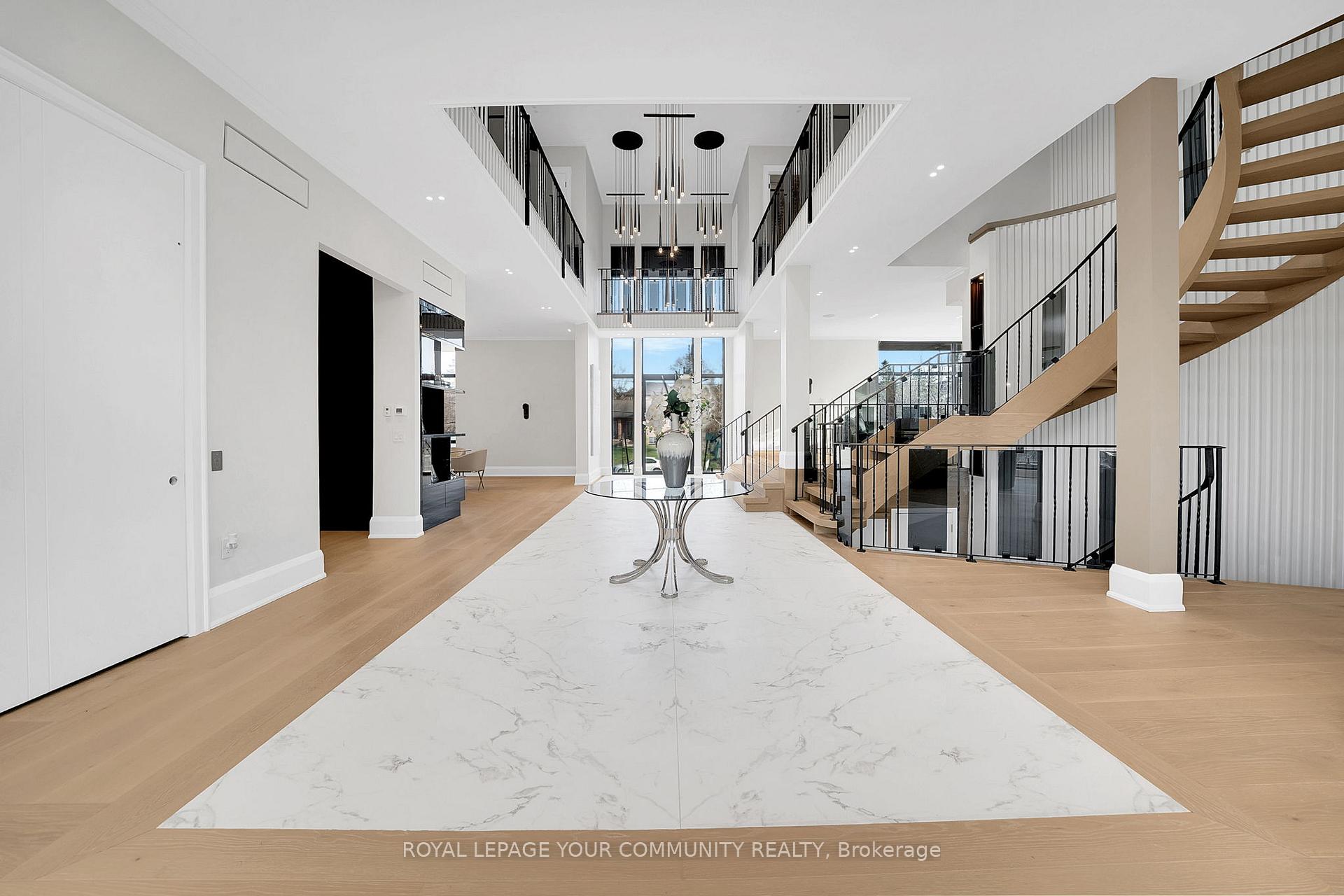 Photo 6 of 8 Poplar Drive, Richmond Hill, Oak Ridges — HOMEH
