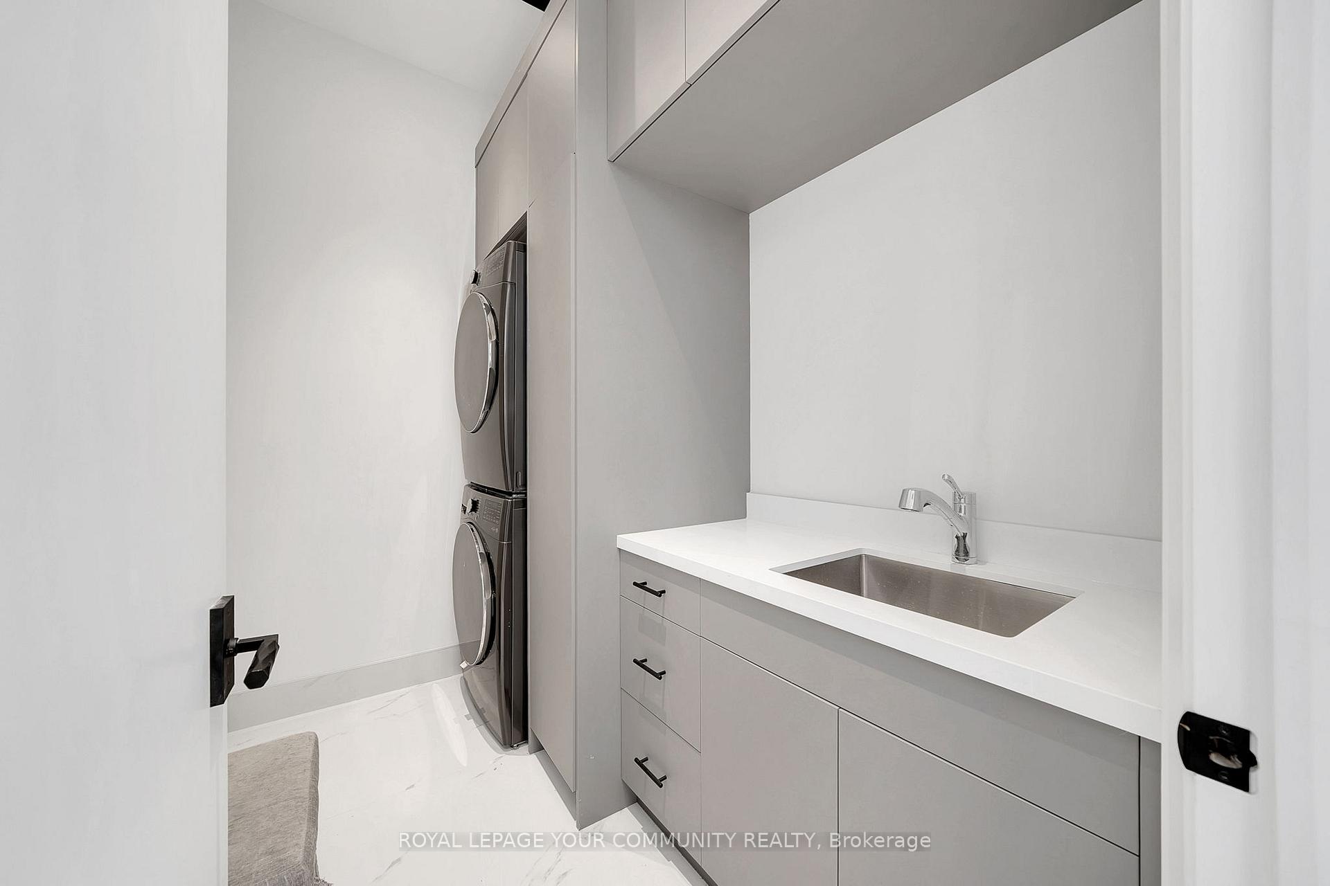Photo 37 of 8 Poplar Drive, Richmond Hill, Oak Ridges — HOMEH