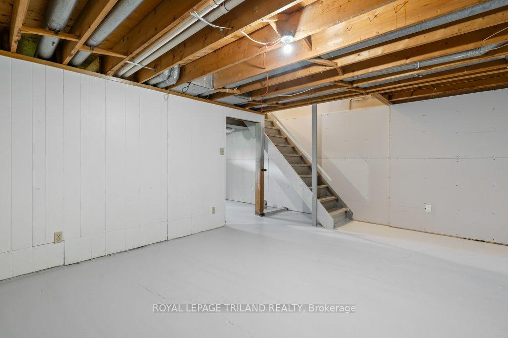 Photo 27 of 18 Vanier Place, St. Thomas — HOMEH