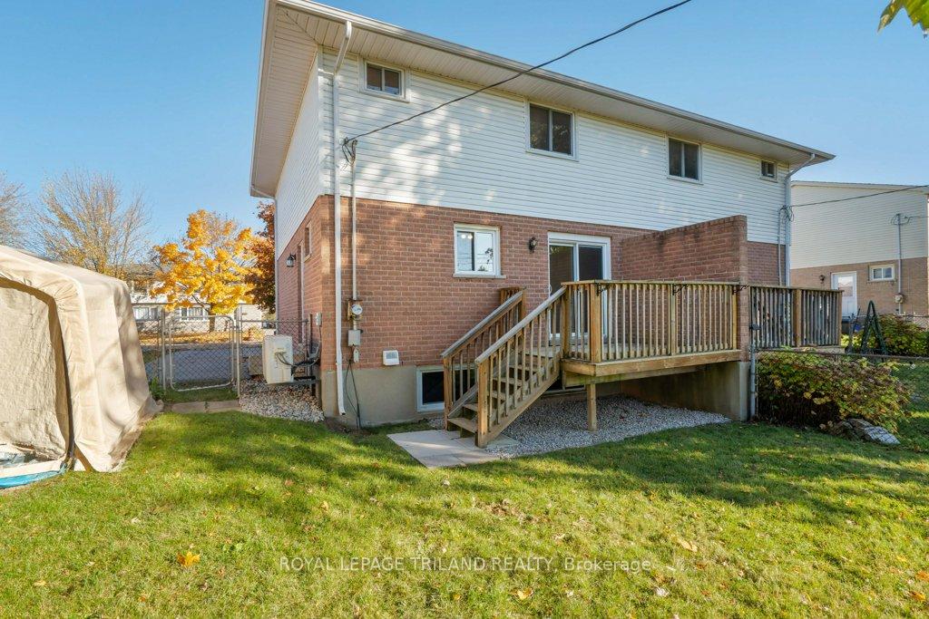 Photo 33 of 18 Vanier Place, St. Thomas — HOMEH