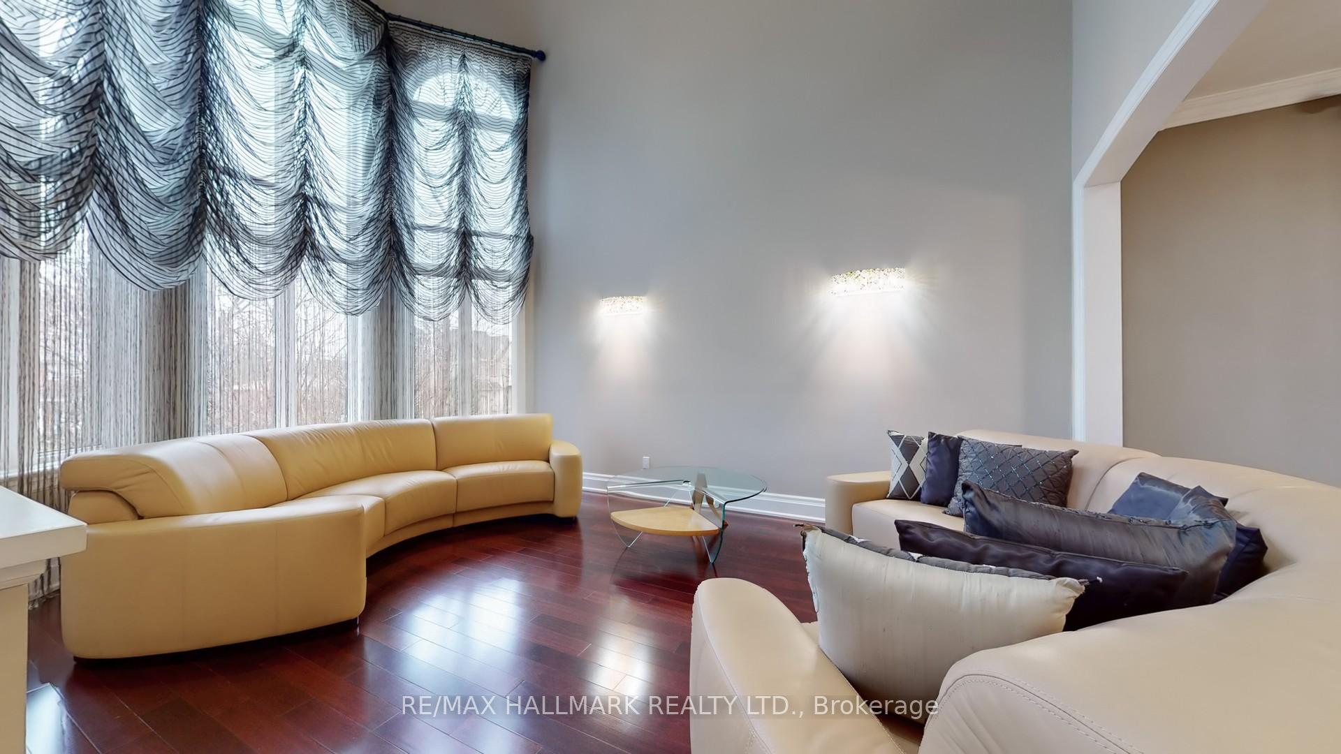 Photo 6 of 142 Pemberton Road, Richmond Hill, North Richvale — HOMEH