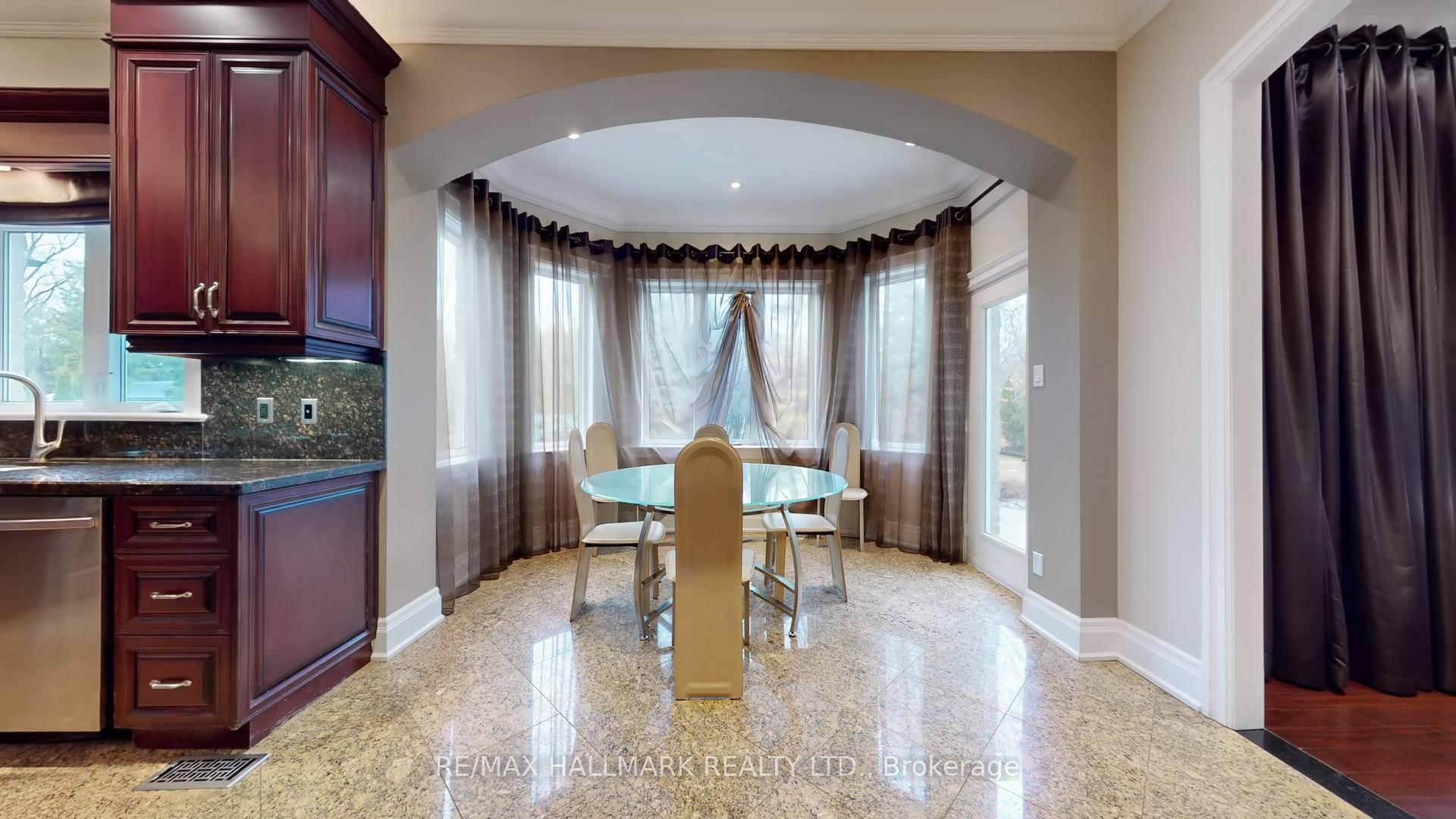 Photo 17 of 142 Pemberton Road, Richmond Hill, North Richvale — HOMEH