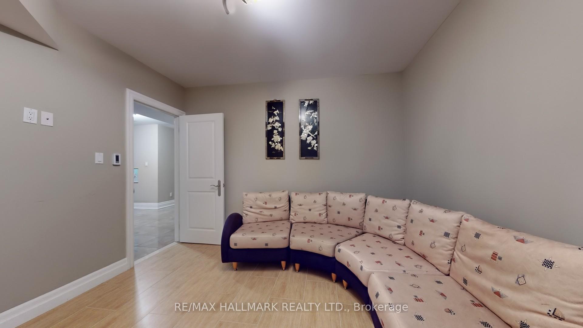 Photo 43 of 142 Pemberton Road, Richmond Hill, North Richvale — HOMEH