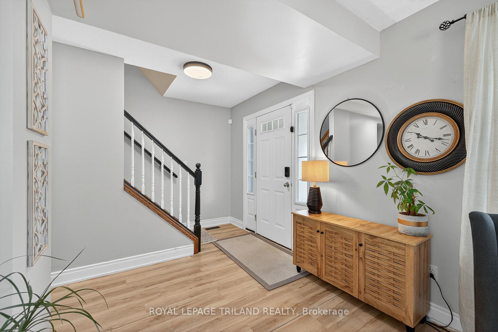 Photo 7 of 63 Meadowvale Drive, St. Thomas — HOMEH