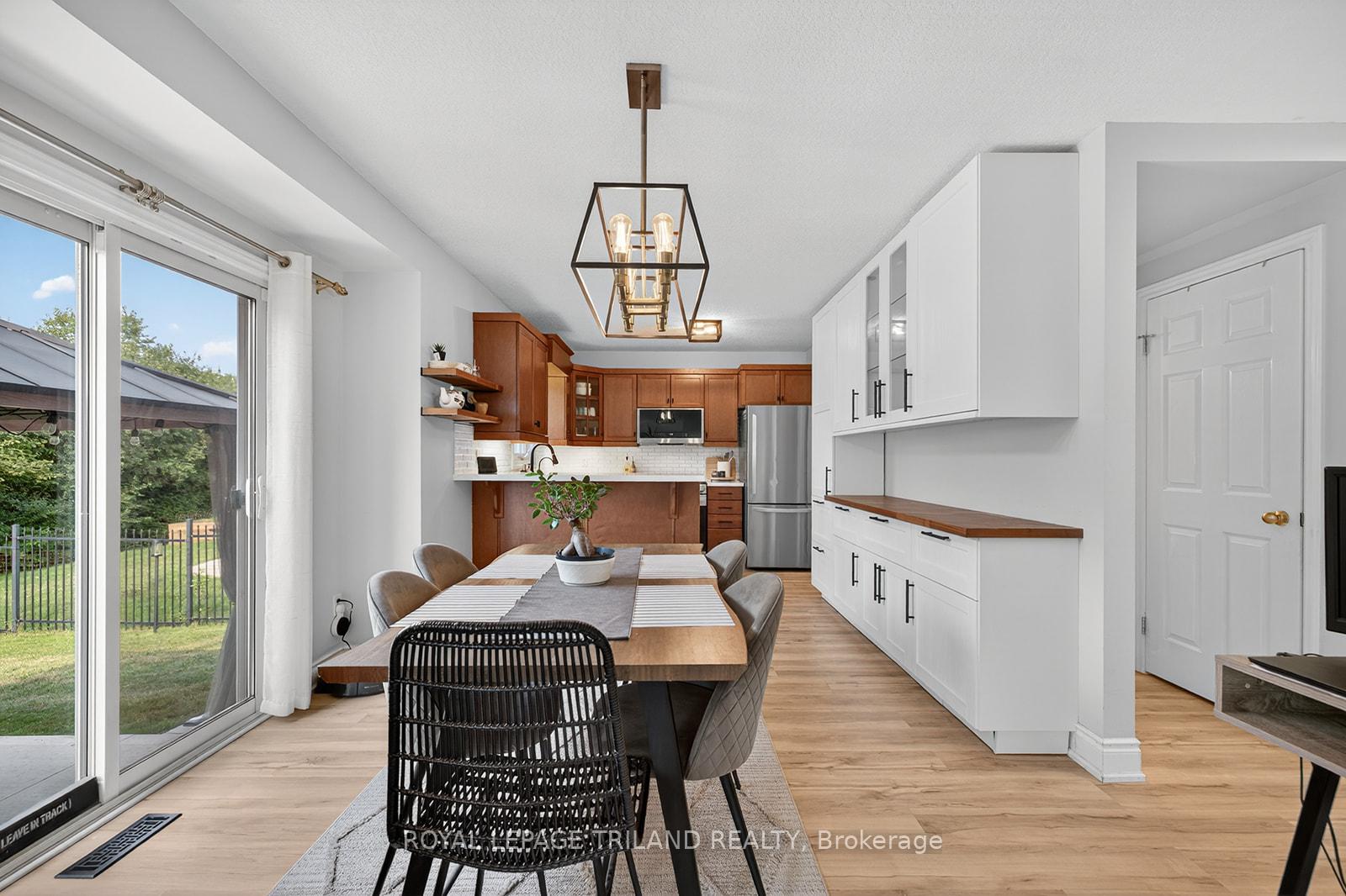 Photo 12 of 63 Meadowvale Drive, St. Thomas — HOMEH