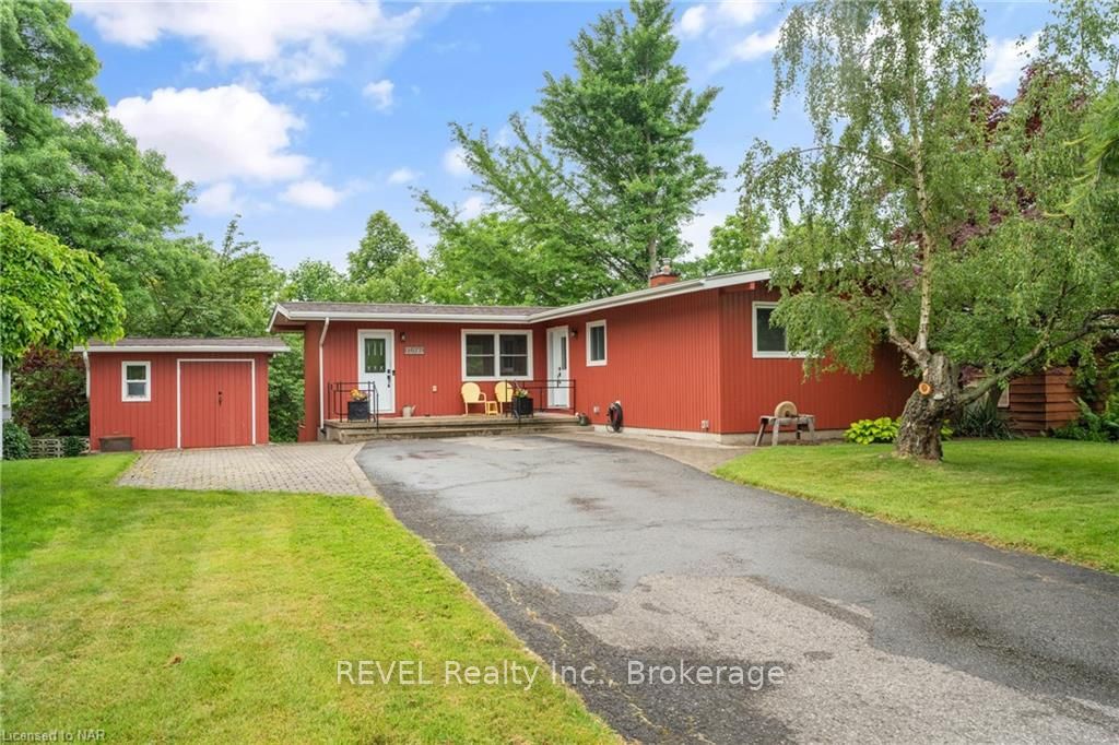 Photo 1 of 1677 Gregory Road, St. Catharines, Rural Fourth — HOMEH