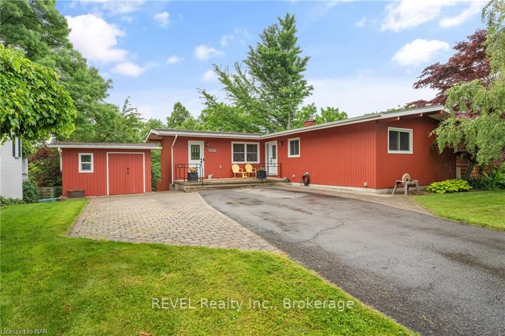 Photo 5 of 1677 Gregory Road, St. Catharines, Rural Fourth — HOMEH