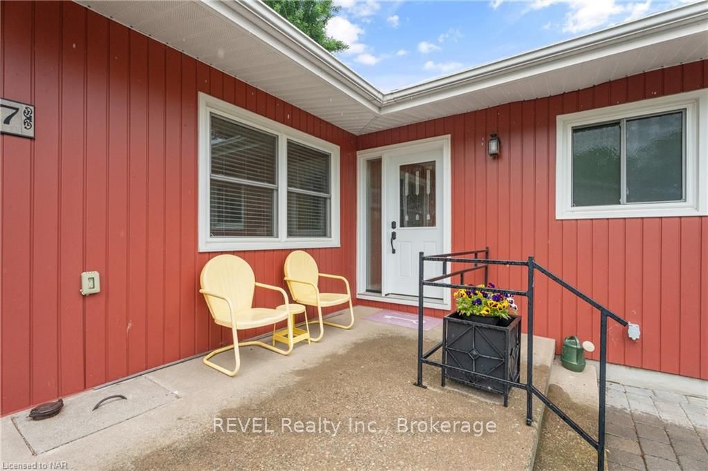 Photo 6 of 1677 Gregory Road, St. Catharines, Rural Fourth — HOMEH