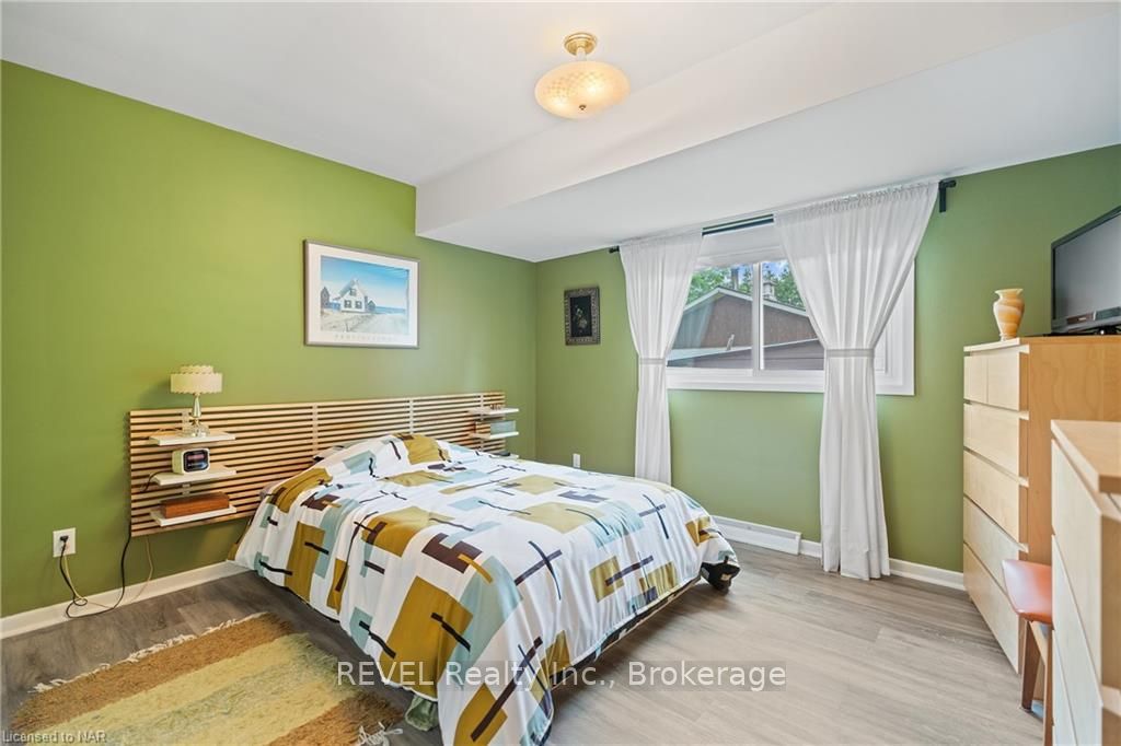 Photo 20 of 1677 Gregory Road, St. Catharines, Rural Fourth — HOMEH