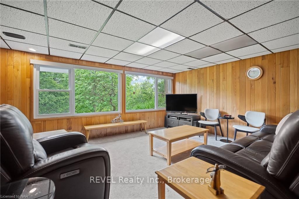 Photo 25 of 1677 Gregory Road, St. Catharines, Rural Fourth — HOMEH