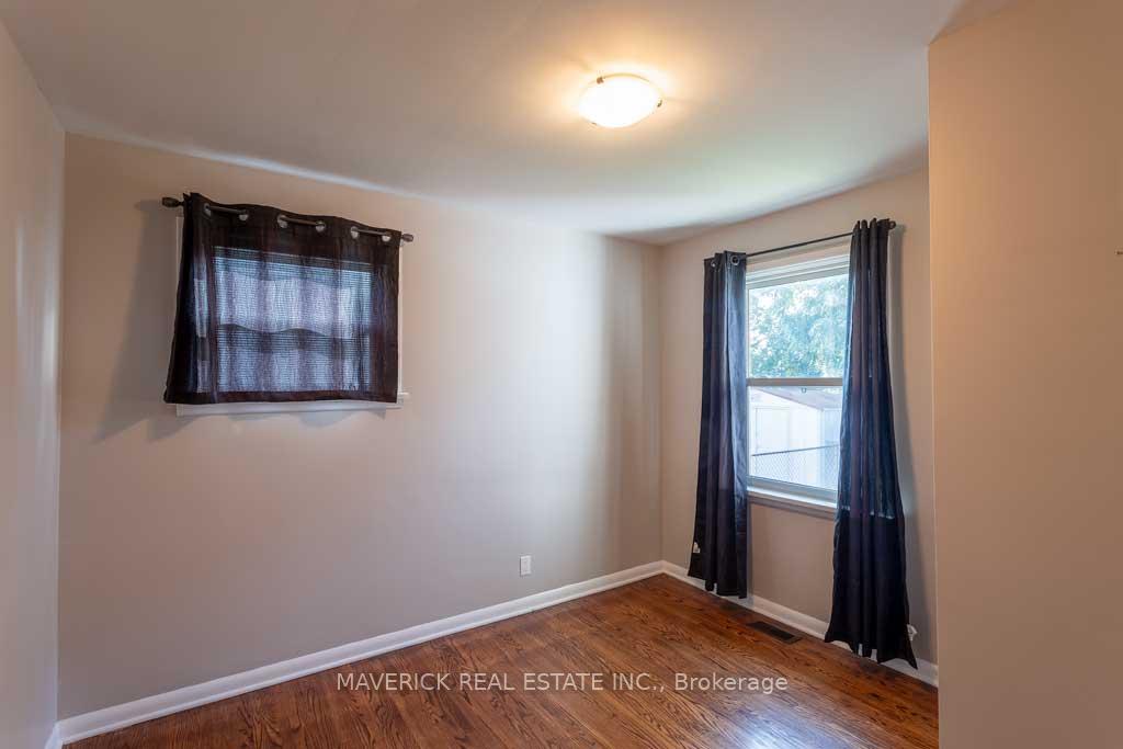 Photo 6 of 19 Coyne Street, St. Thomas — HOMEH