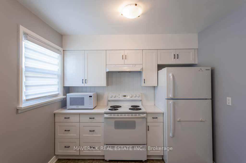 Photo 8 of 19 Coyne Street, St. Thomas — HOMEH