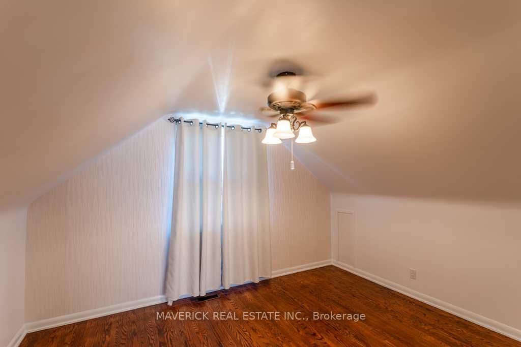 Photo 13 of 19 Coyne Street, St. Thomas — HOMEH
