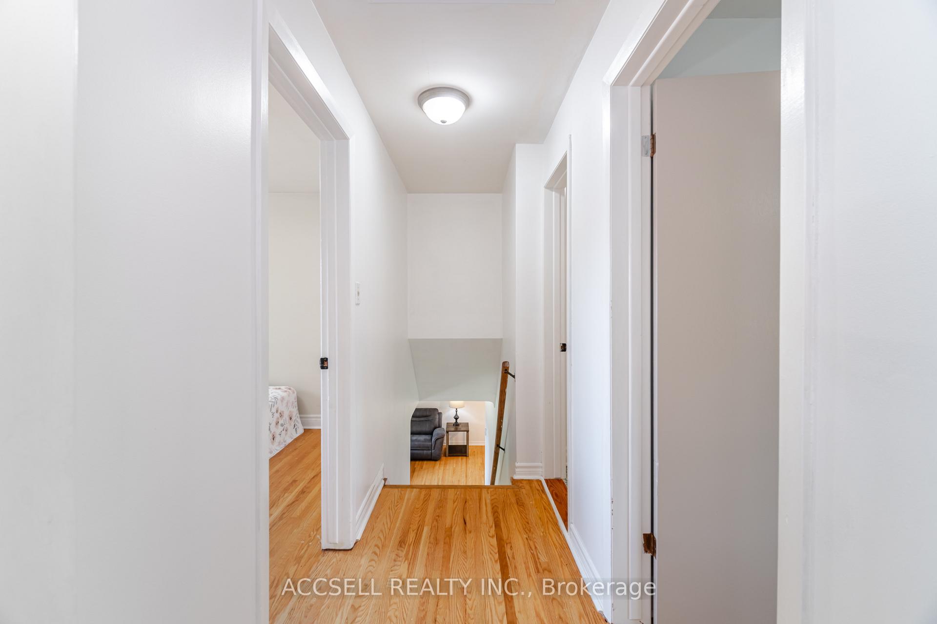 Photo 21 of 4 Tanner Circle, St. Catharines, Lakeshore — HOMEH