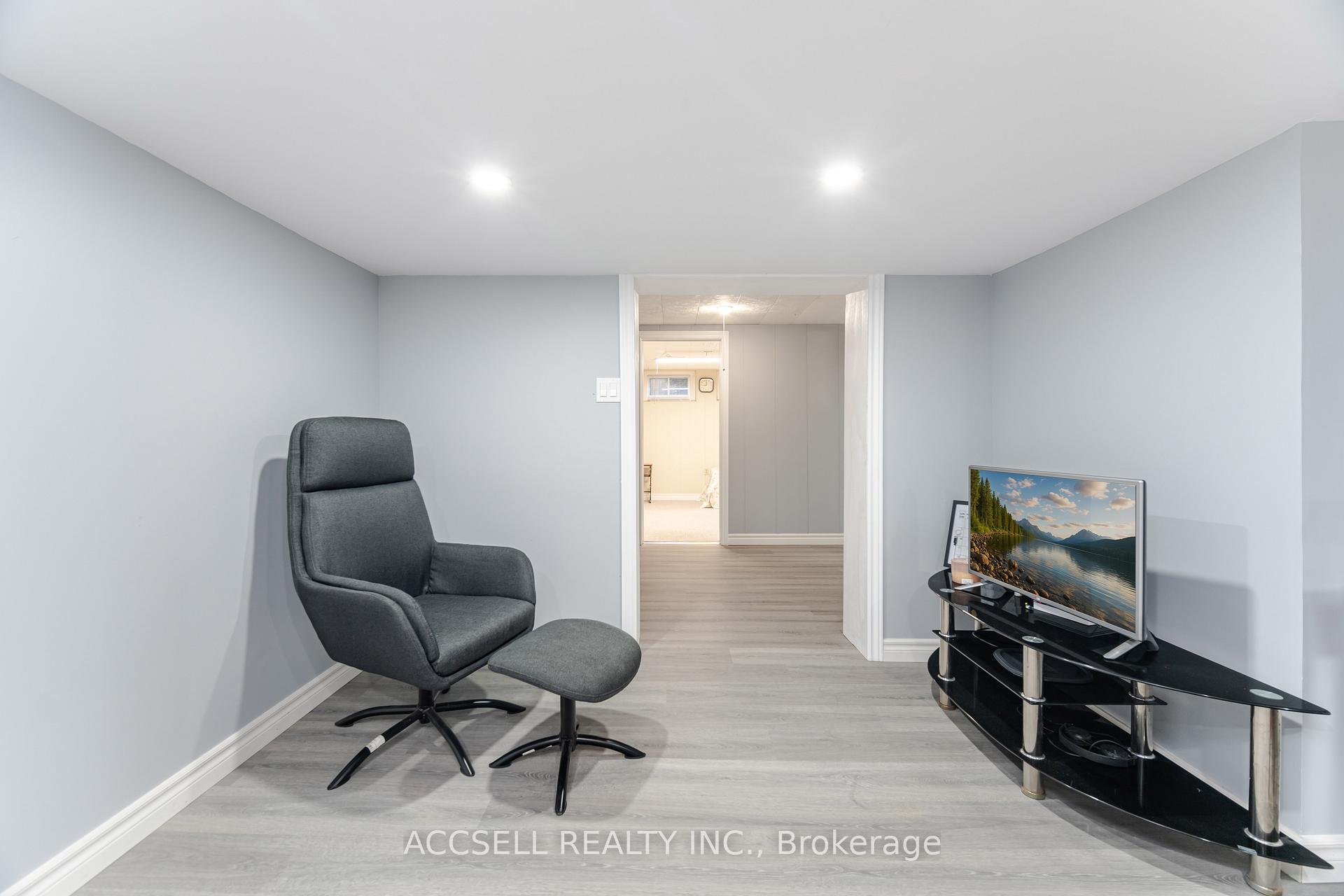 Photo 31 of 4 Tanner Circle, St. Catharines, Lakeshore — HOMEH