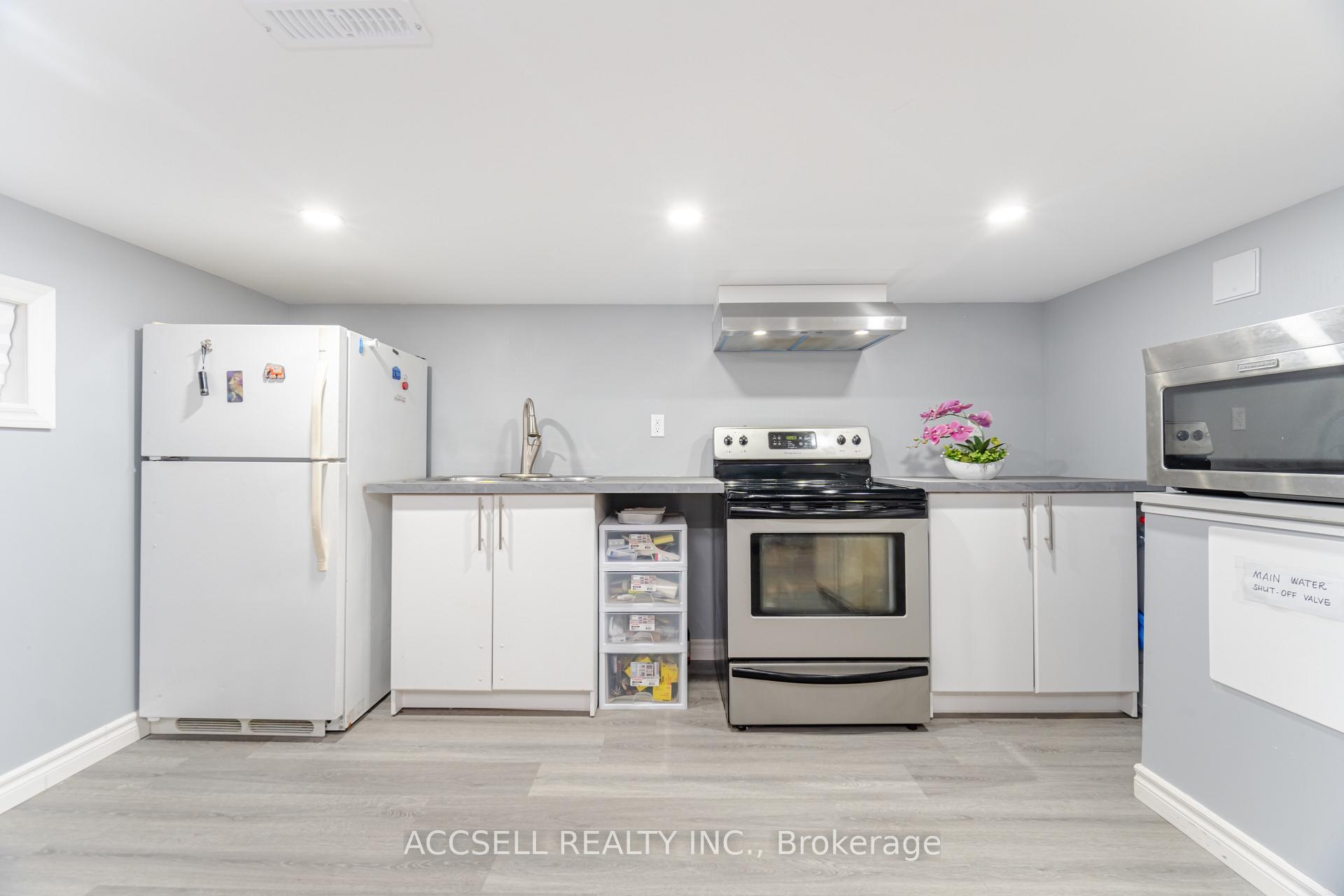 Photo 33 of 4 Tanner Circle, St. Catharines, Lakeshore — HOMEH