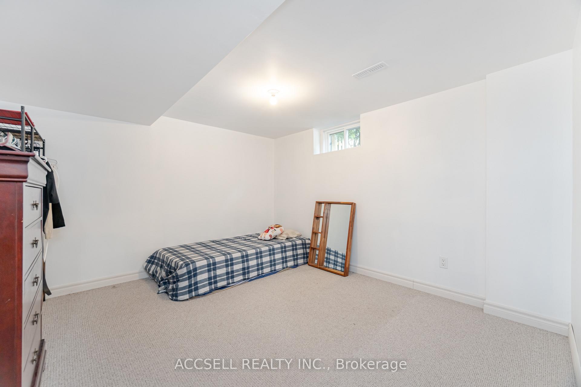Photo 42 of 4 Tanner Circle, St. Catharines, Lakeshore — HOMEH