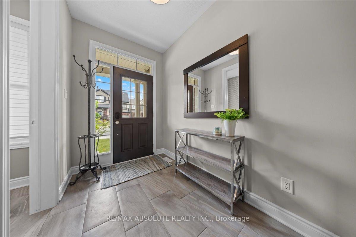 Photo 2 of 778 Rosehill Avenue, Ottawa, Stittsville (North) — HOMEH