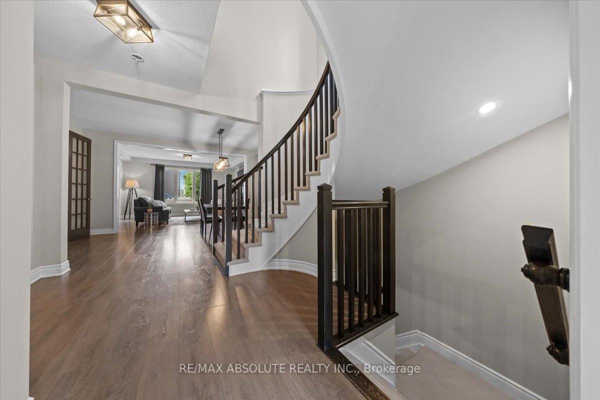 Photo 4 of 778 Rosehill Avenue, Ottawa, Stittsville (North) — HOMEH