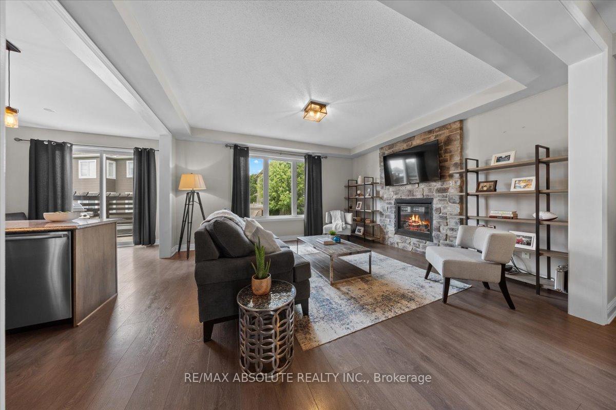 Photo 10 of 778 Rosehill Avenue, Ottawa, Stittsville (North) — HOMEH