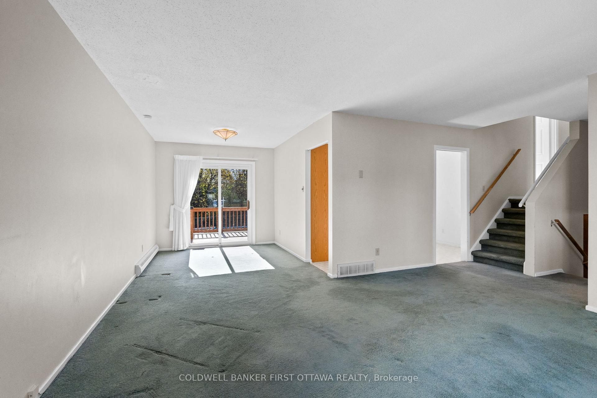 Photo 7 of 7 Middlewood Court, Ottawa, Munster — HOMEH