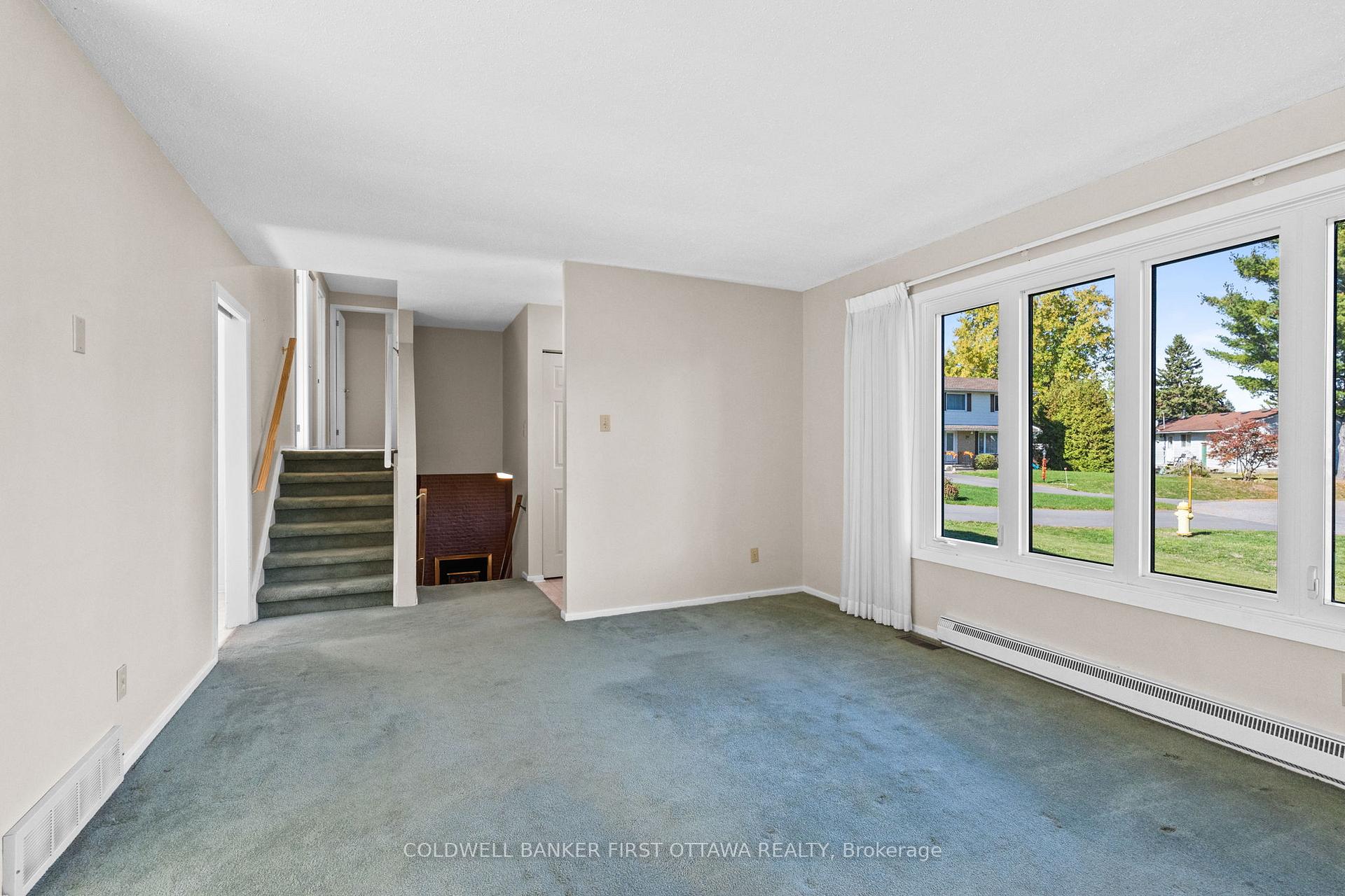 Photo 9 of 7 Middlewood Court, Ottawa, Munster — HOMEH