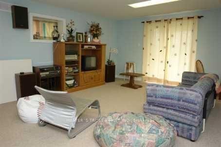 Photo 14 of 142 Redstone Road, Richmond Hill, Rouge Woods — HOMEH