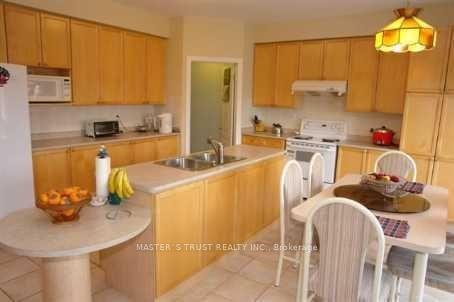 Photo 16 of 142 Redstone Road, Richmond Hill, Rouge Woods — HOMEH