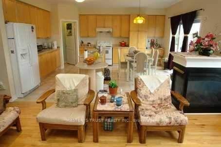 Photo 17 of 142 Redstone Road, Richmond Hill, Rouge Woods — HOMEH