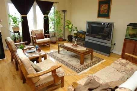 Photo 18 of 142 Redstone Road, Richmond Hill, Rouge Woods — HOMEH