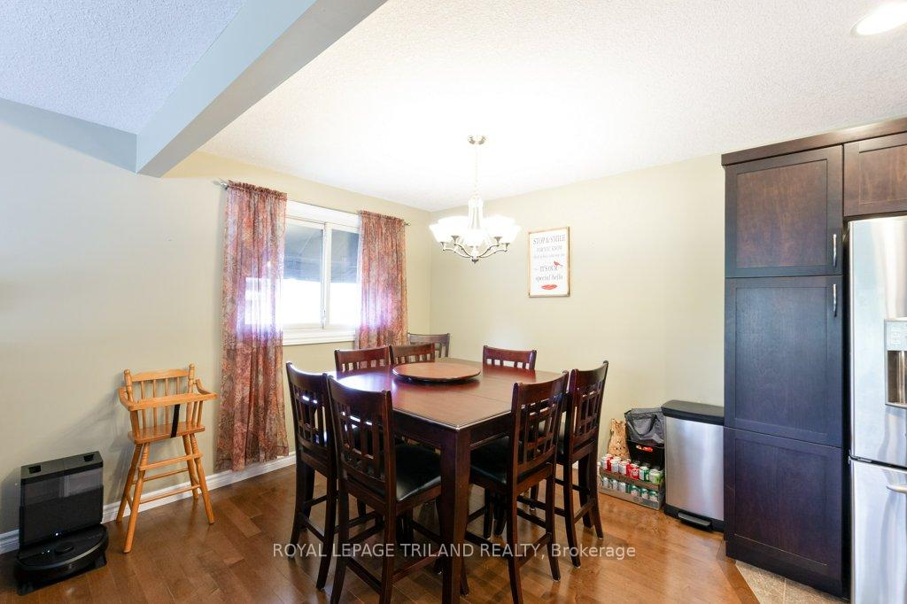 Photo 23 of 101 Confederation Drive, St. Thomas — HOMEH