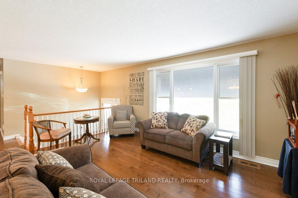 Photo 28 of 101 Confederation Drive, St. Thomas — HOMEH