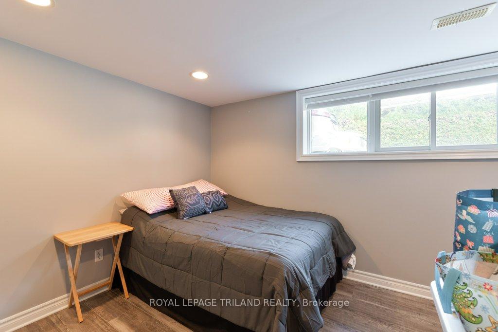 Photo 45 of 101 Confederation Drive, St. Thomas — HOMEH
