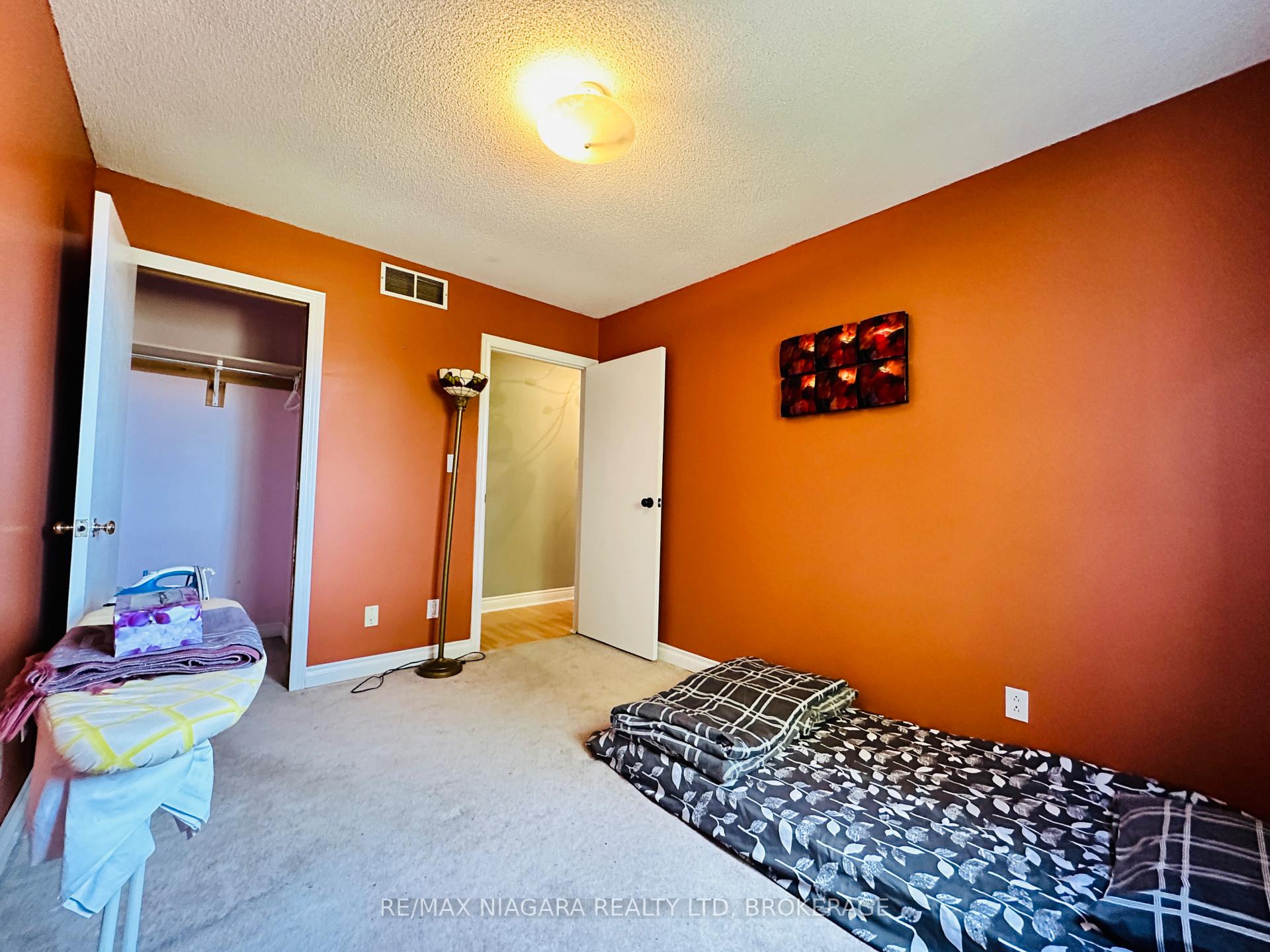 Photo 22 of Unit Main level, 25 Tremont Drive, St. Catharines, Glendale/Glenridge — HOMEH