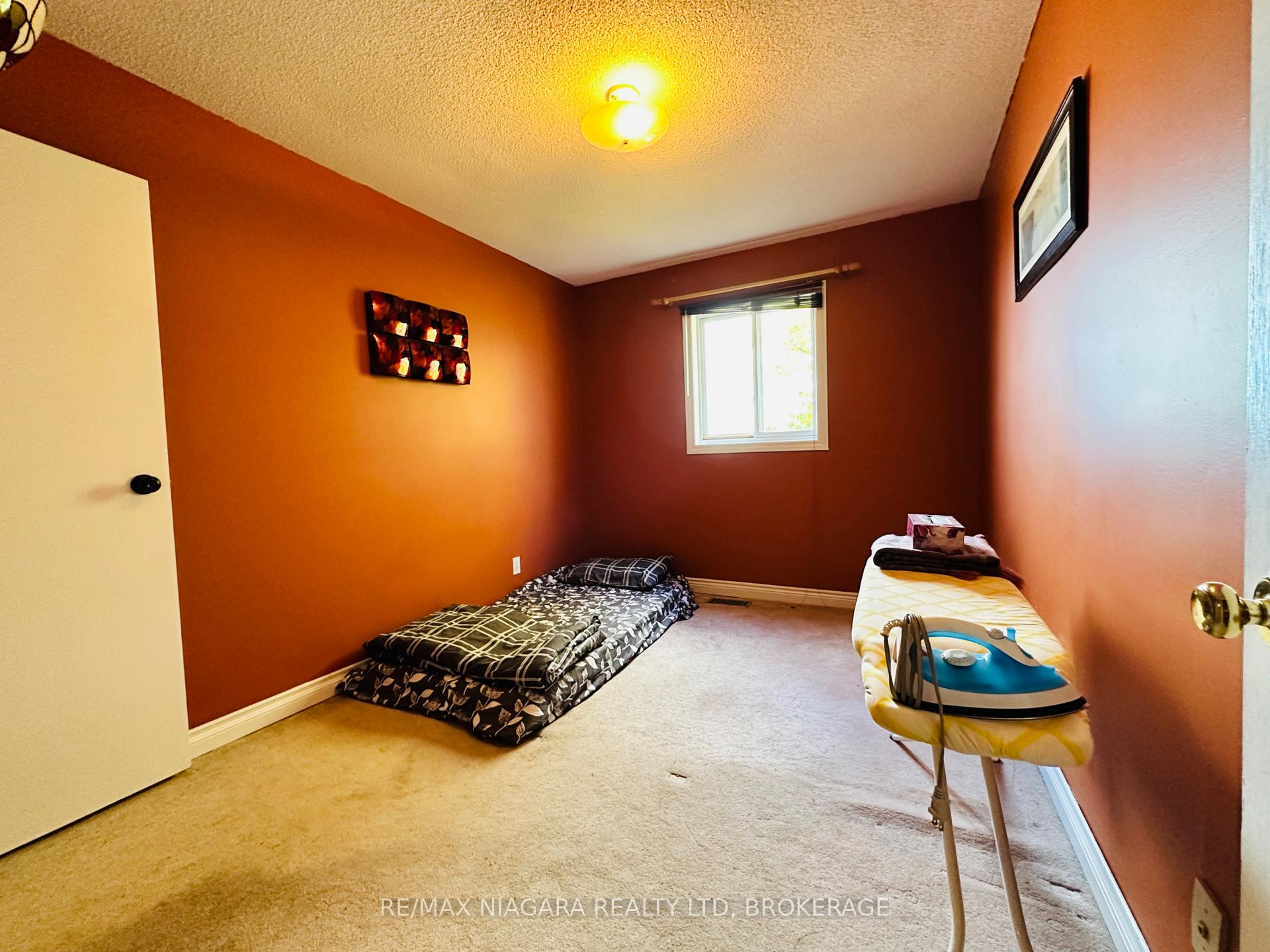 Photo 23 of Unit Main level, 25 Tremont Drive, St. Catharines, Glendale/Glenridge — HOMEH