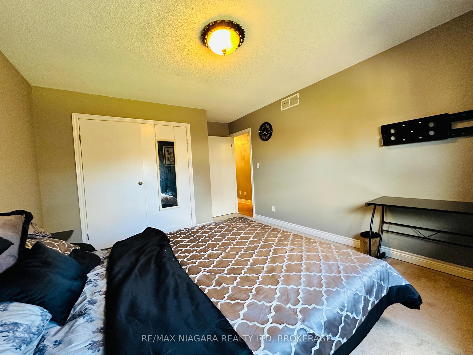 Photo 26 of Unit Main level, 25 Tremont Drive, St. Catharines, Glendale/Glenridge — HOMEH