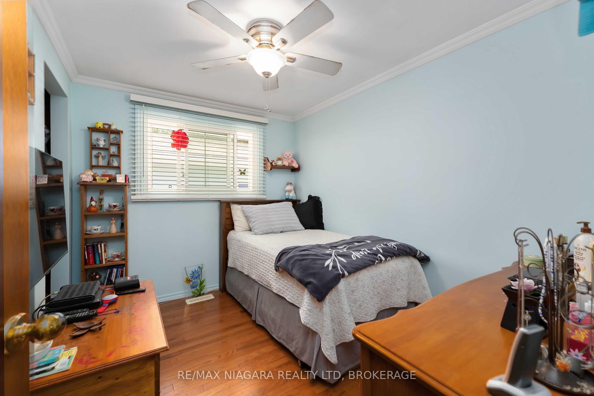 Photo 13 of 8 Huntingwood Gate, St. Catharines, Lakeport — HOMEH