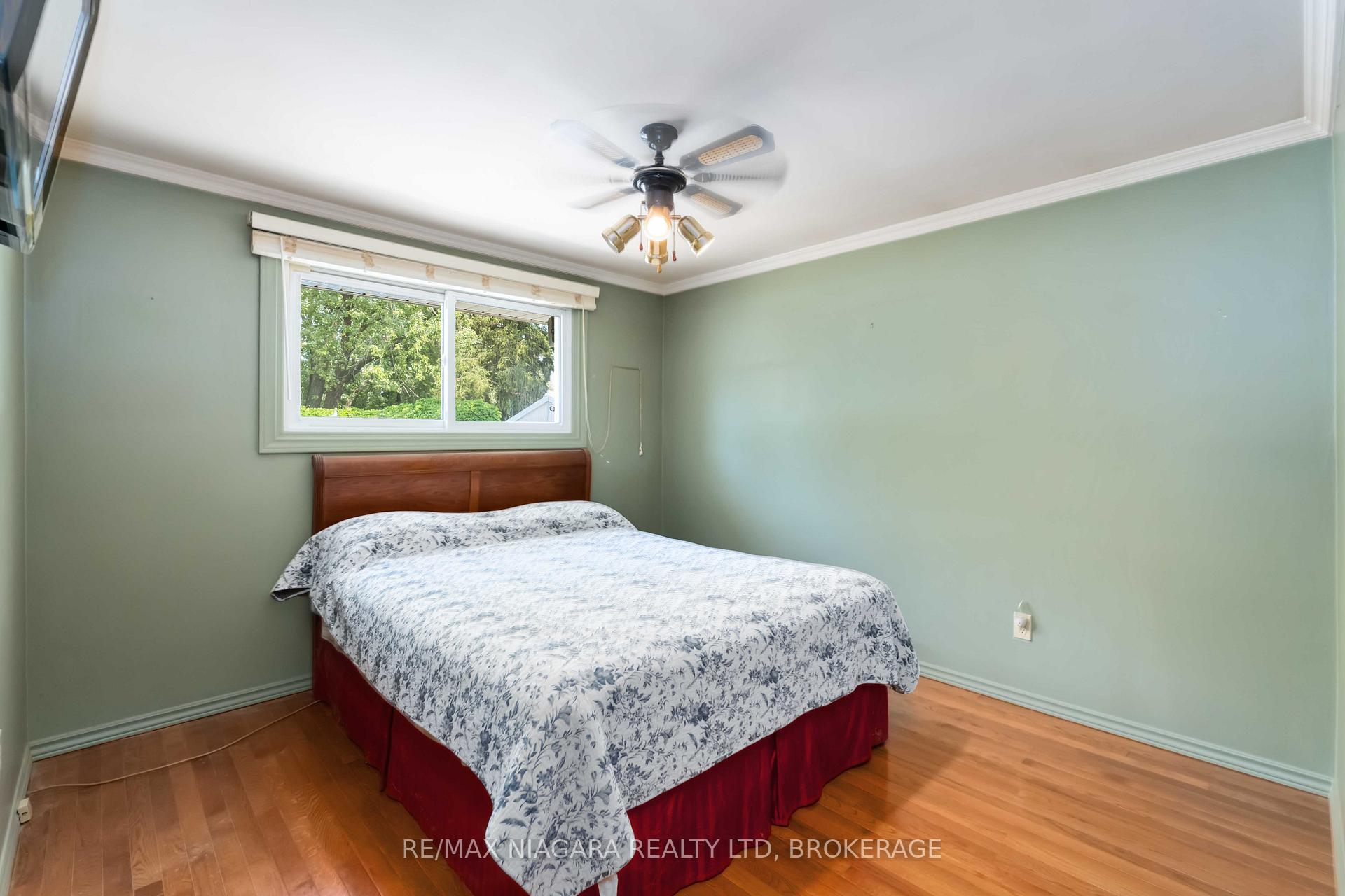 Photo 14 of 8 Huntingwood Gate, St. Catharines, Lakeport — HOMEH