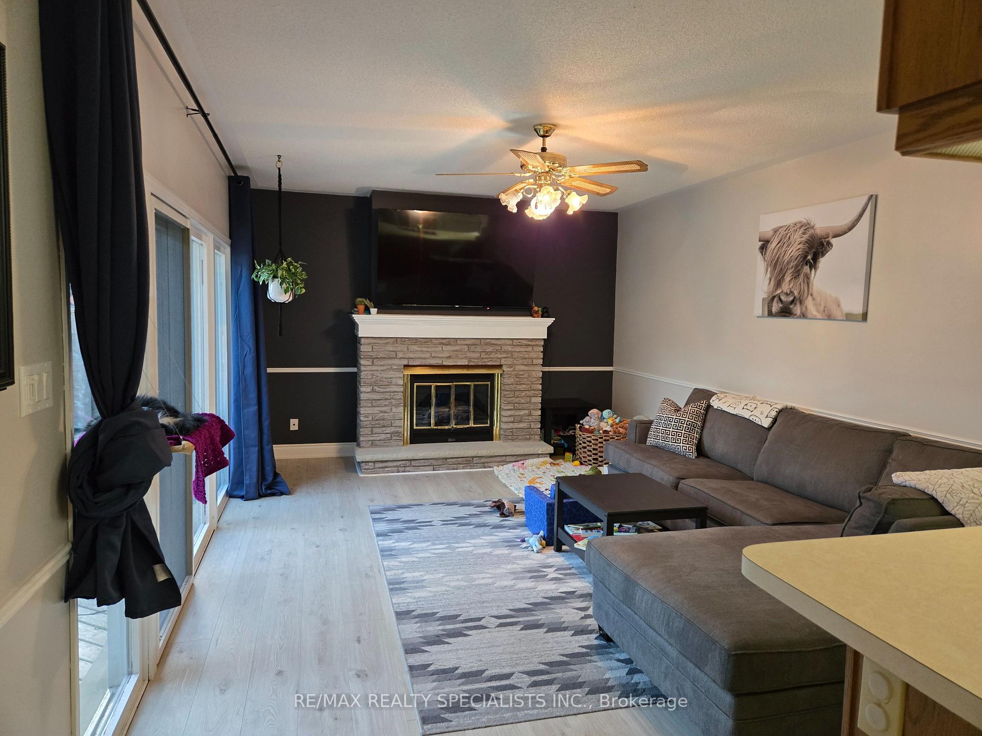 Photo 18 of 16 Farmington Drive E, St. Thomas — HOMEH