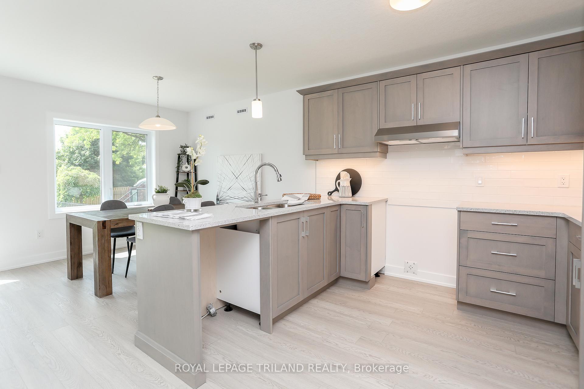 Photo 9 of 134 Manor Road, St. Thomas — HOMEH